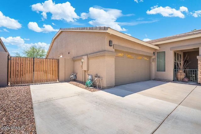 3355 E HOPKINS Road, Gilbert, AZ 85295