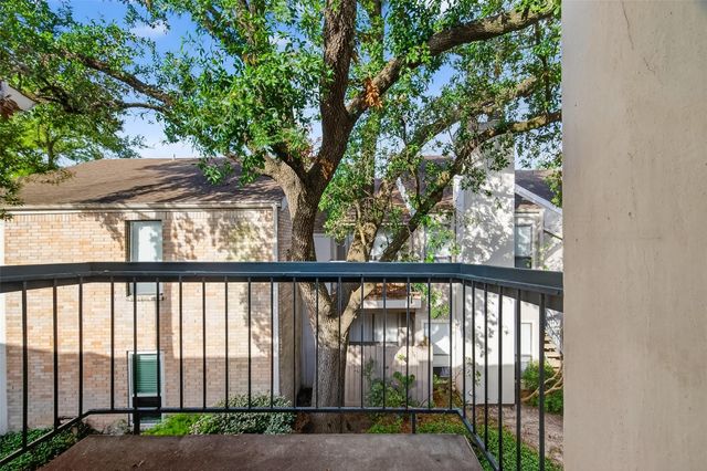 7900 N Stadium Drive 42, Houston, TX 77030