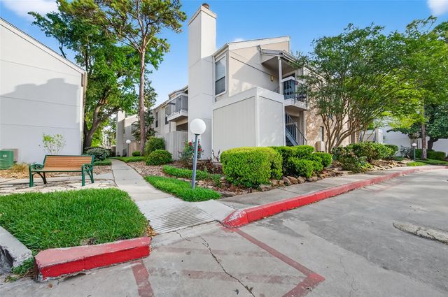 7900 N Stadium Drive 42, Houston, TX 77030