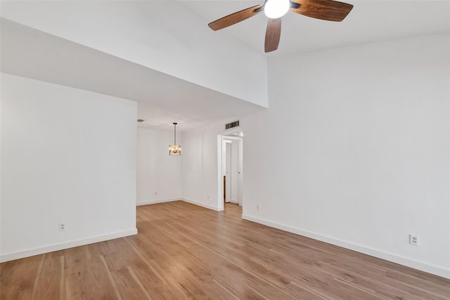 7900 N Stadium Drive 42, Houston, TX 77030