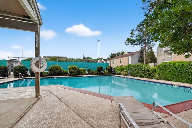 7900 N Stadium Drive 42, Houston, TX 77030