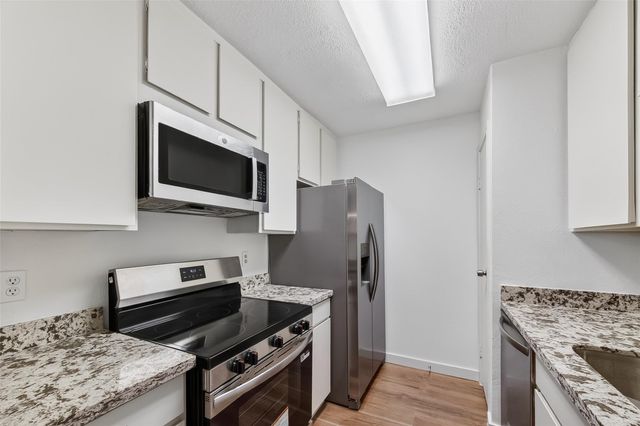 7900 N Stadium Drive 42, Houston, TX 77030