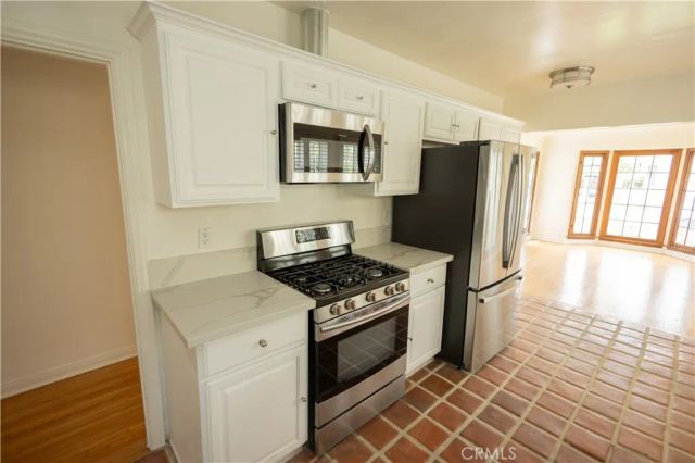 446 S La Peer Drive, Beverly Hills, CA 90211