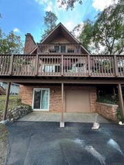 3380 Orchard Drive, Pinckney, MI 48169