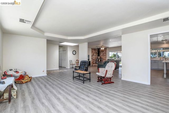 1700 Eureka Ave, Brentwood, CA 94513