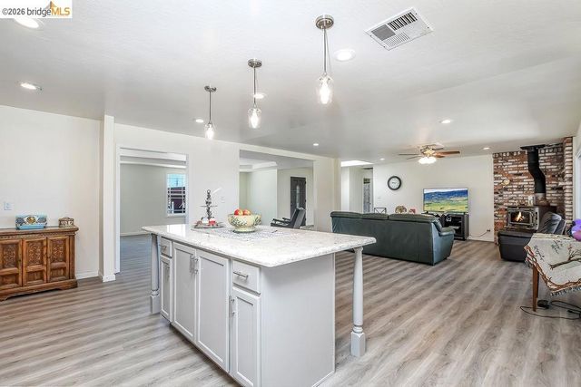 1700 Eureka Ave, Brentwood, CA 94513