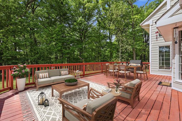 206 VERNET DR, Hockessin, DE 19707