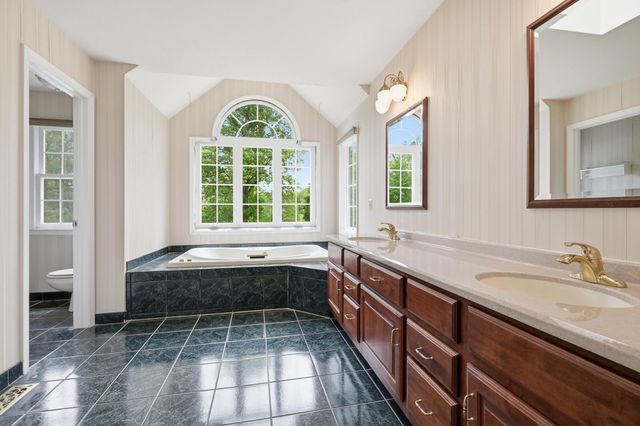 206 VERNET DR, Hockessin, DE 19707