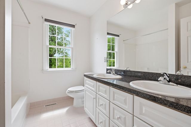 206 VERNET DR, Hockessin, DE 19707