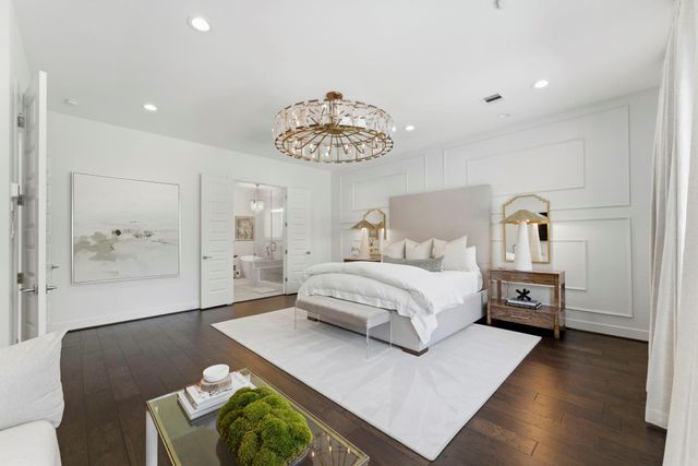 802 W 30th Street, Houston, TX 77018