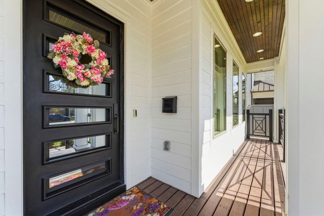 802 W 30th Street, Houston, TX 77018