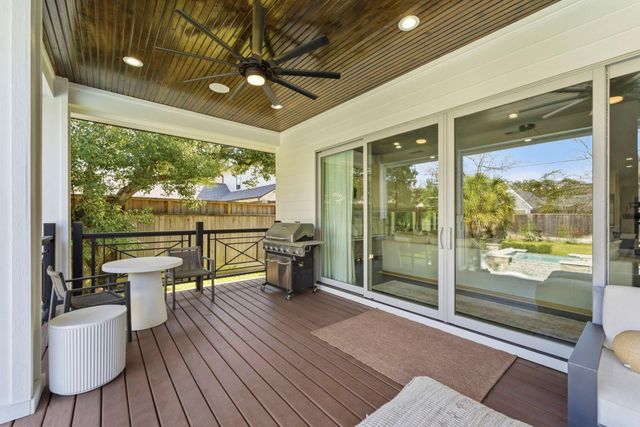 802 W 30th Street, Houston, TX 77018