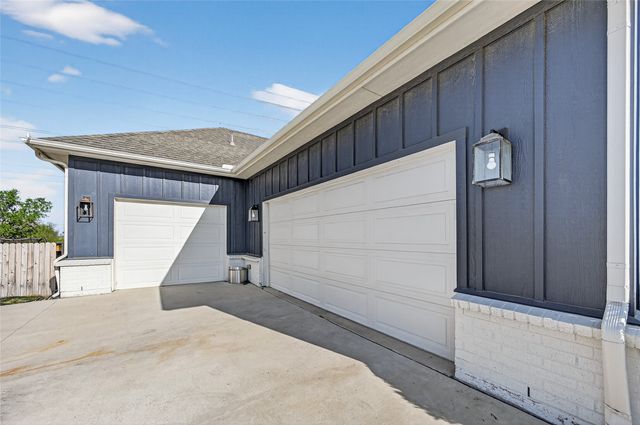 1506 Back Stretch Road, Justin, TX 76247