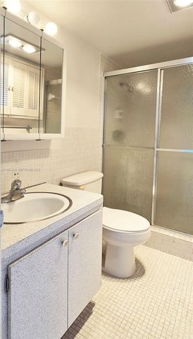 1201 Hillcrest Ct 302, Hollywood, FL 33021