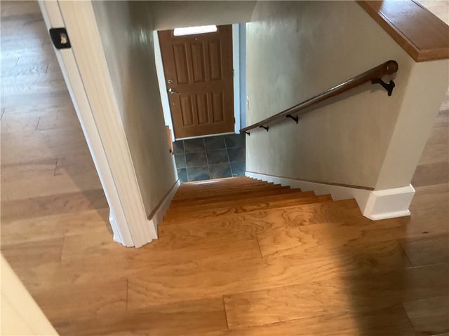 122 Highland Rd, Bethel Park, PA 15102