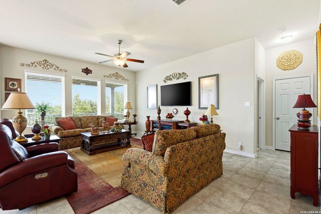 1339 Taubenfeld, San Antonio, TX 78260