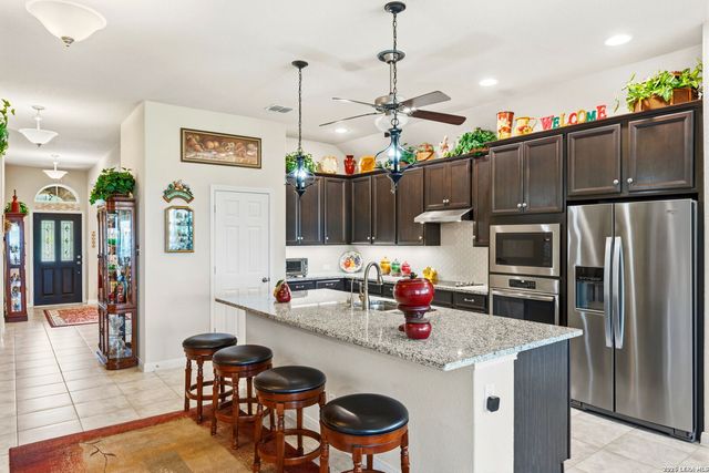 1339 Taubenfeld, San Antonio, TX 78260