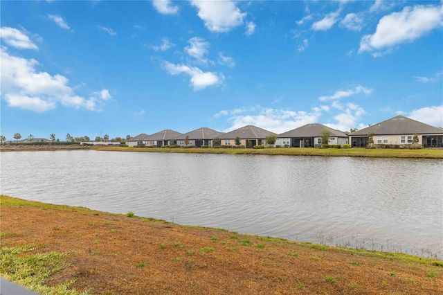 17408 SAVORY MIST CIRCLE, Lakewood Ranch, FL 34211