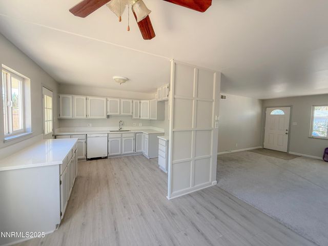 1125 Dodson Way, Sparks, NV 89431