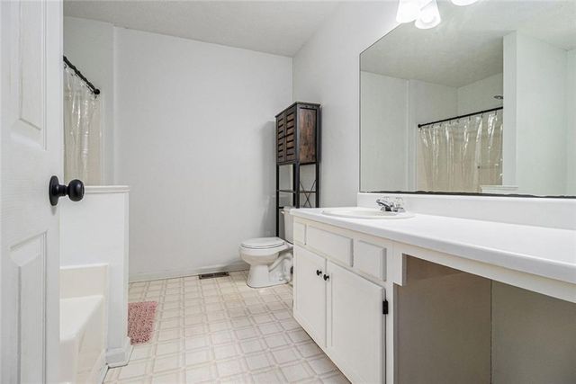 170 Brandon Woods Circle, Hiram, GA 30141