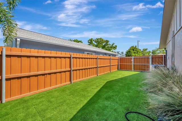 5841 106TH TERRACE N, Pinellas Park, FL 33782