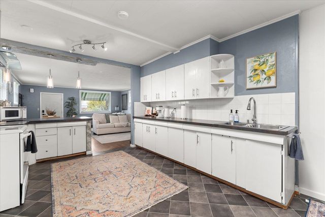 811 E Everett Ave, Spokane, WA 99207