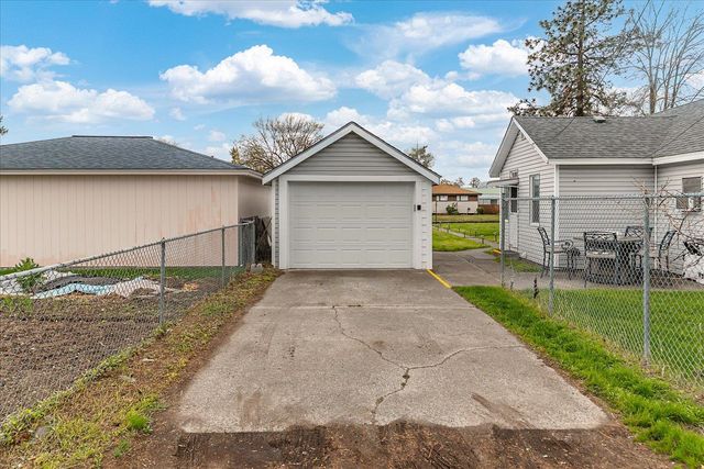 811 E Everett Ave, Spokane, WA 99207