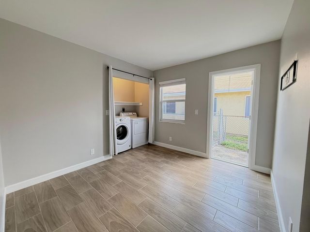 1001 W 9th Street B, Riviera Beach, FL 33404