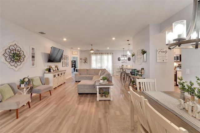 4435 DEVINSHIRE FIELDS LOOP, Plant City, FL 33567