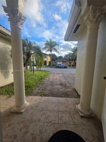 13471 SW 288th Terrace, Homestead, FL 33033