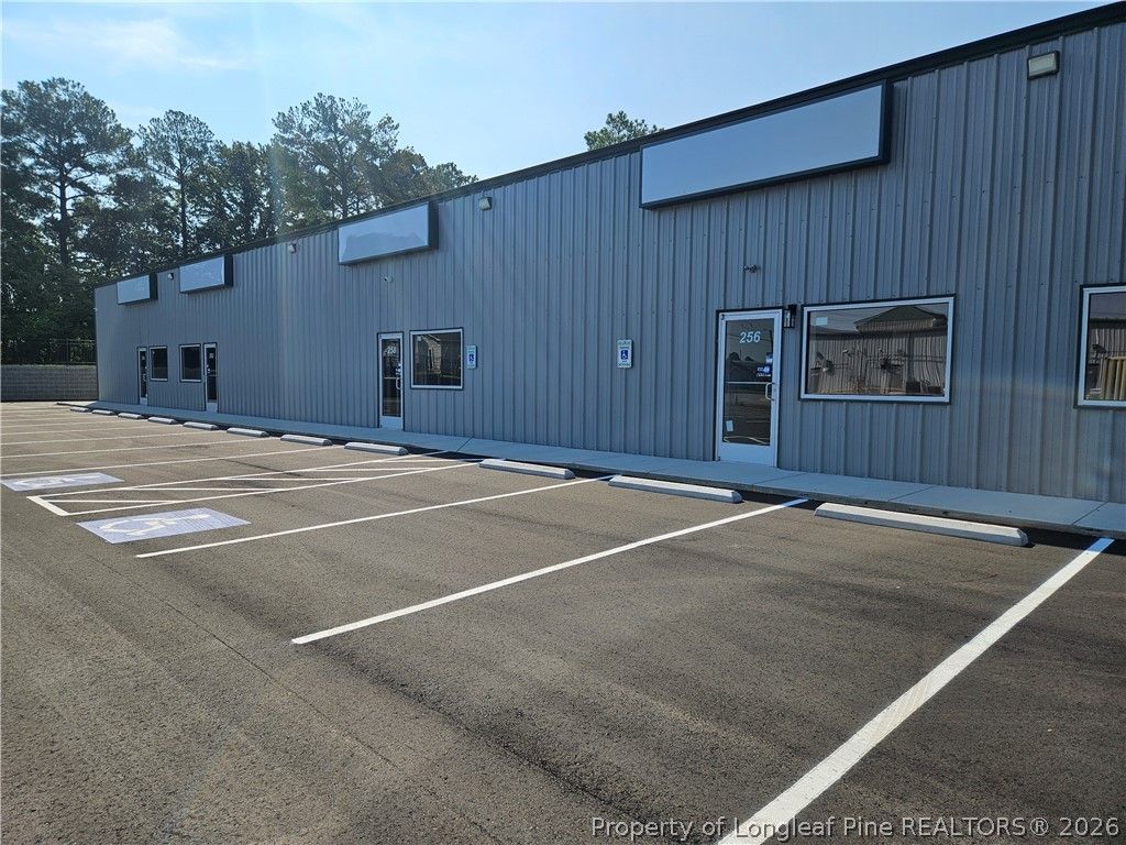 250 Crossfit Lane 250-264, Raeford, NC 28376 — exterior