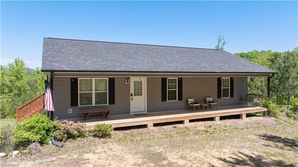5280 Tabernacle School Road, Asheboro, NC 27205