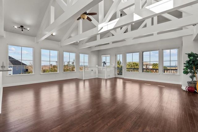 2727 E Bayshore Drive Drive, San Leon, TX 77539