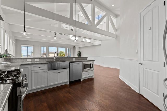 2727 E Bayshore Drive Drive, San Leon, TX 77539