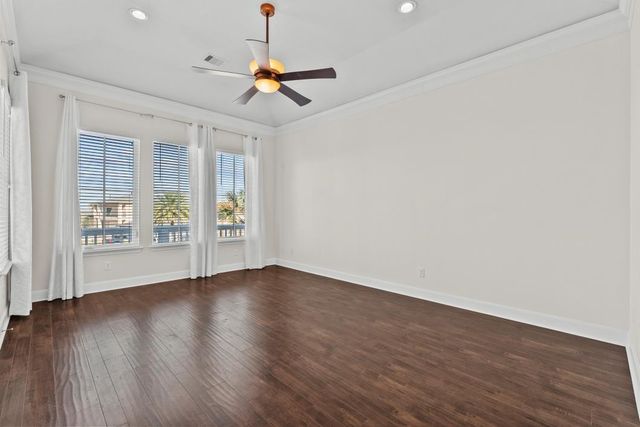 2727 E Bayshore Drive Drive, San Leon, TX 77539