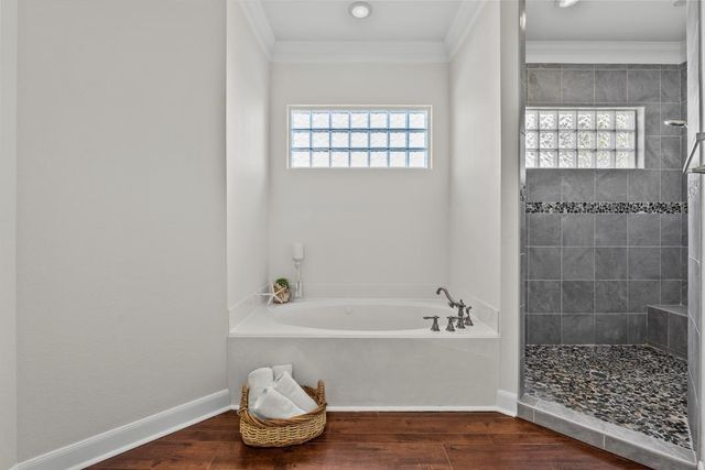 2727 E Bayshore Drive Drive, San Leon, TX 77539