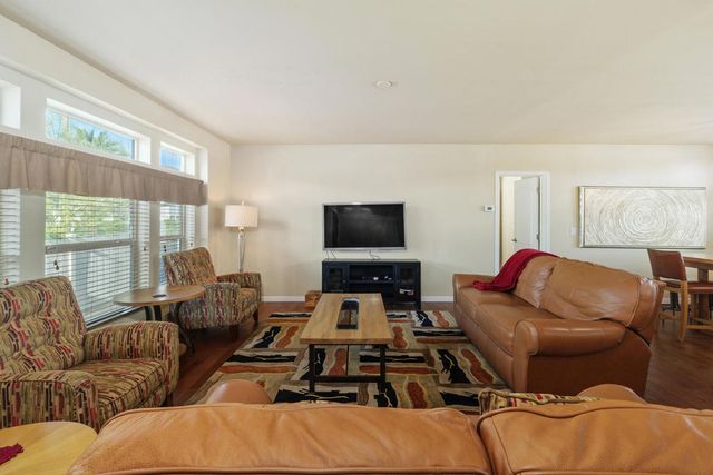 205 Cherokee Street, Palm Springs, CA 92264