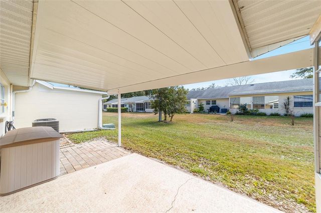 8420 SW 93 LANE E, Ocala, FL 34481