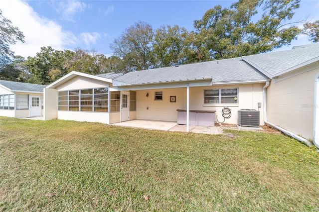 8420 SW 93 LANE E, Ocala, FL 34481