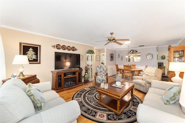 8420 SW 93 LANE E, Ocala, FL 34481