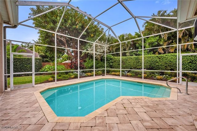28985 Seton CT, Bonita Springs, FL 34134
