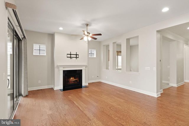 103 CLOAK LN, Lake Frederick, VA 22630