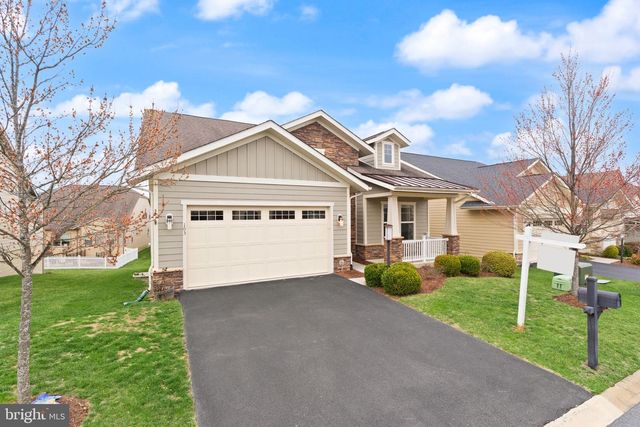 103 CLOAK LN, Lake Frederick, VA 22630