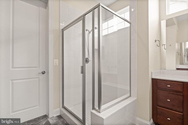 103 CLOAK LN, Lake Frederick, VA 22630