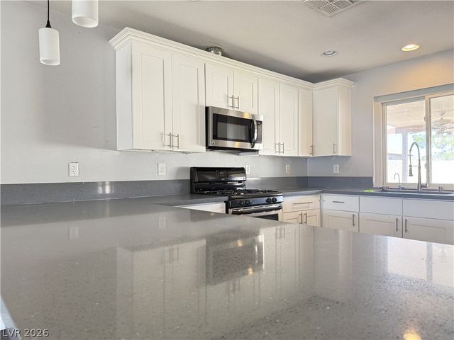 725 Morrocco Drive, Henderson, NV 89002