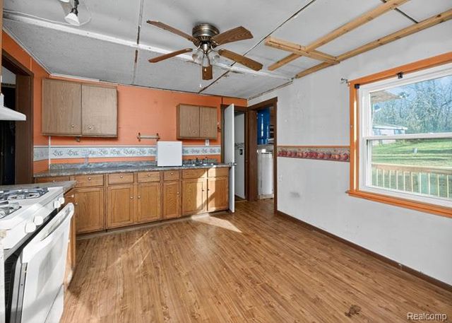 1702 N M- 43 Highway, Hastings, MI 49058