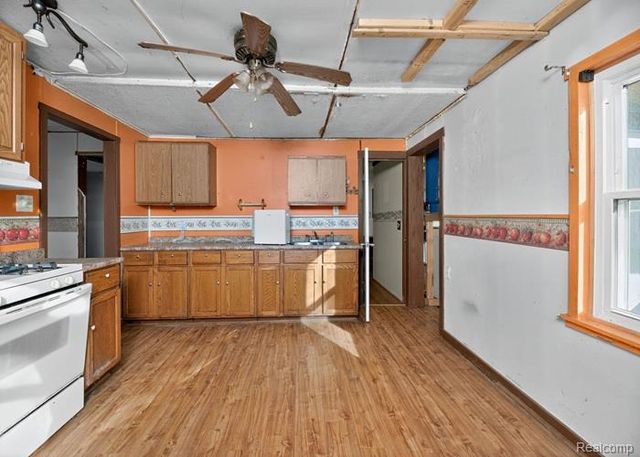 1702 N M- 43 Highway, Hastings, MI 49058