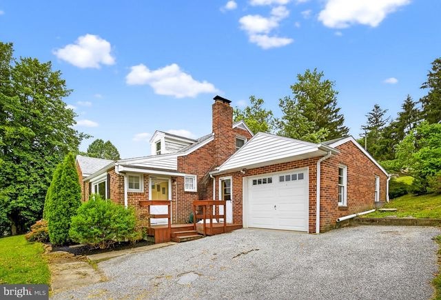 421 CORBIN RD, York, PA 17403