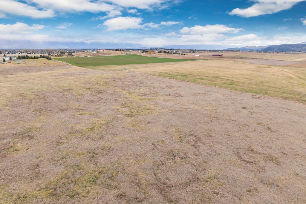 1501 W Springcreek Road, Kalispell, MT 59901 photo 10