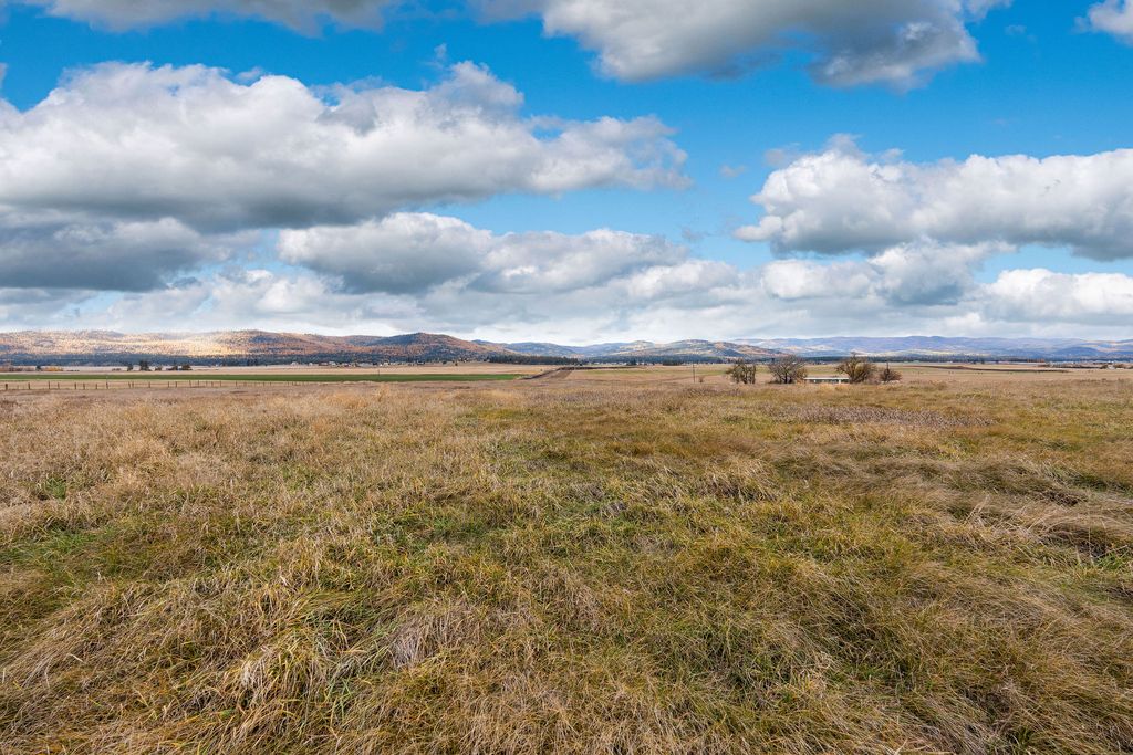 1501 W Springcreek Road, Kalispell, MT 59901 photo 16